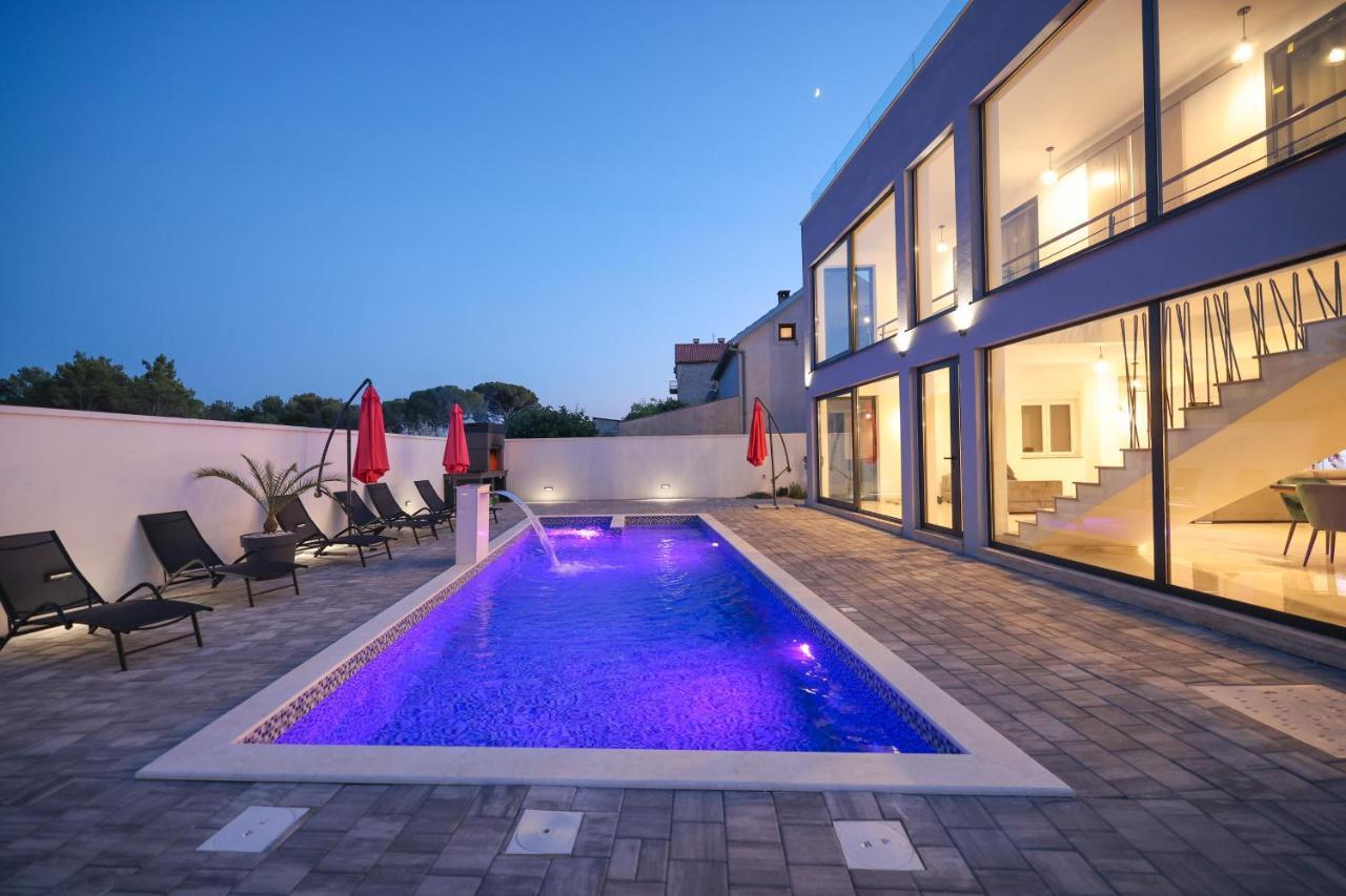 Rhapsody In Green - Luxury Villa In Zadar Crno Exterior photo